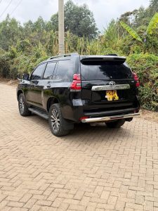 TOYOTA PRADO