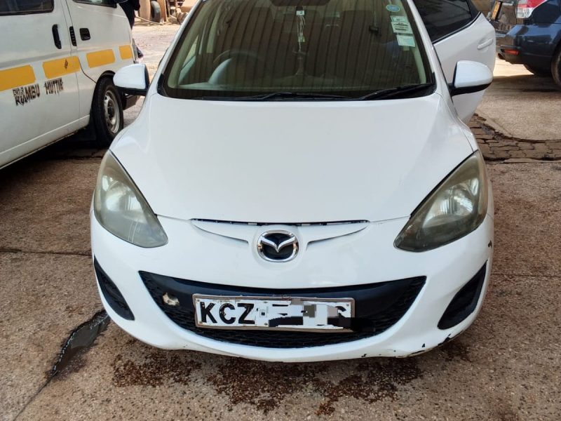 MAZDA DEMIO